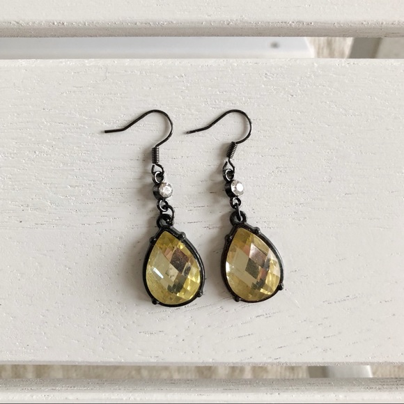 Yellow Pear-Shaped Gemstone Drop Dangle Earrings - Picture 2 of 4